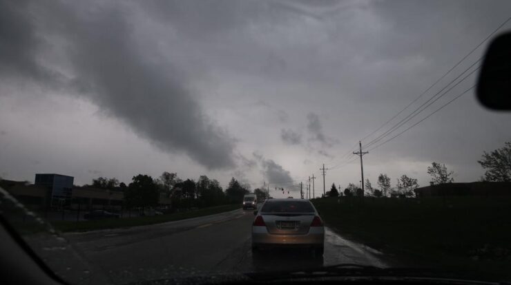 Tornadoes nebraska today two weather twin tornado pilger near tornados touch down june dead leave rare damage omaha injured glued